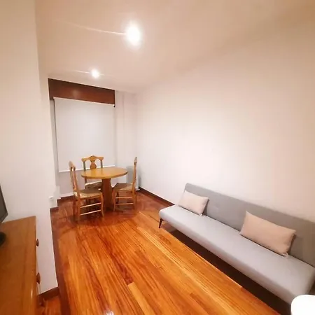 Апартаменты Pi Y Margall, Vigo, Apartamento Centrico Виго